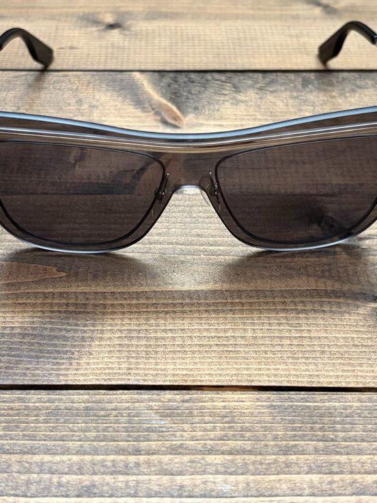 McQueen MCQ SUNGLASSES MQ0007S 003 Black/silver main image 11